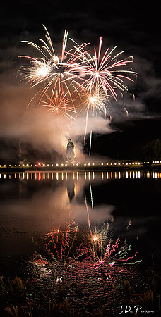 Servants_of_Mary_Fireworks_2013_0509_Low_Res